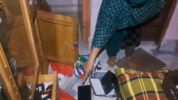 চাঁদপুরের বনবিভাগ সড়কে প্রবাসীর বাড়িতে চুরি