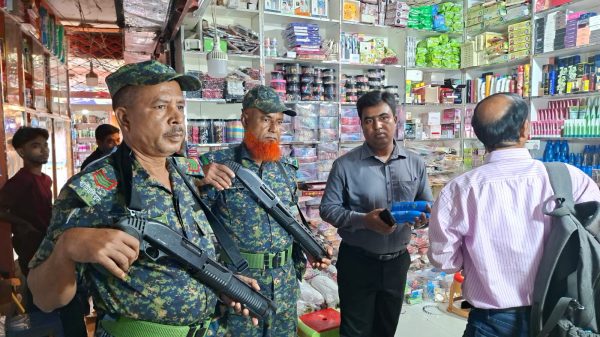 চার প্রতিষ্ঠানকে ২০ হাজার টাকা জরিমানা, ধ্বংস করা হলো মেয়াদহীন শিশুখাদ্য