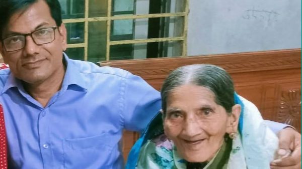 বিশিষ্ট শিক্ষক ধ্রুবরাজ বণিকের নবতিপর মায়ের প্রয়াণ
