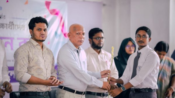 বরণ করে স্বপ্নপূরণে আত্মনিয়োগের আহ্বান