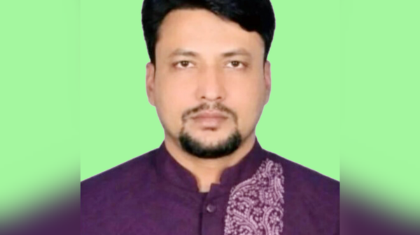 ফরিদগঞ্জের সাবেক ইউপি সদস্য সোহাগ গাজী কুয়েতে মাদকসহ গ্রেপ্তার