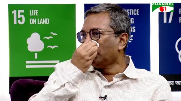 বাবার শেষ কথা: অশ্রুর ভাষণে ফিরে আসা এক অমলিন স্মৃতি