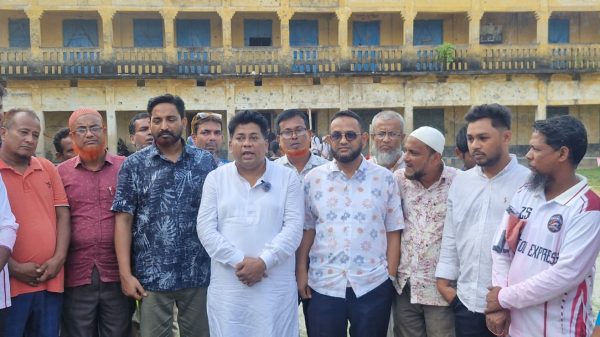 যুবসমাজকে মাদক ও অপরাধ থেকে দূরে রাখতে খেলাধুলার বিকল্প নেই