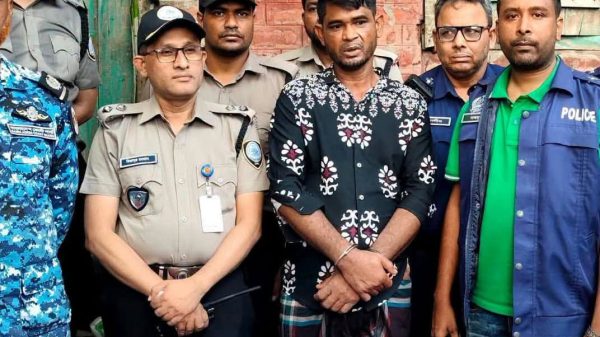 আড়াই হাজার পিস ইয়াবাসহ মাদক কারবারি আটক