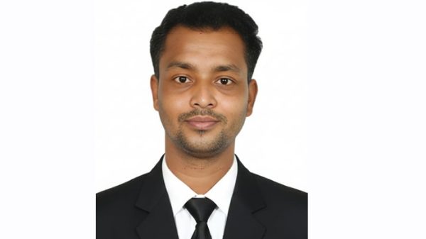 গাইড বইয়ের বিপরীতে পাঠ্যপুস্তকে প্রশ্নব্যাংক যুক্ত করার প্রস্তাব