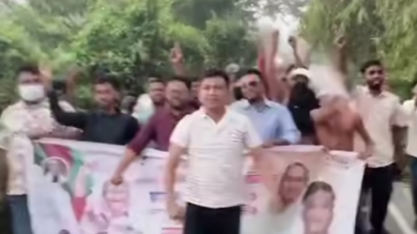 শাহরাস্তিতে ছাত্রলীগের মিছিলের ভিডিও ফেসবুকে ছড়িয়ে পড়ায় আলোচনা-সমালোচনা